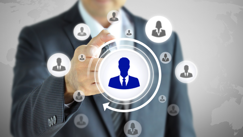 “两桶油”同日官宣换帅