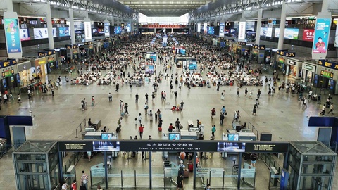 旅游公司及航空公司公布疫情应急预案，及最新退改政策