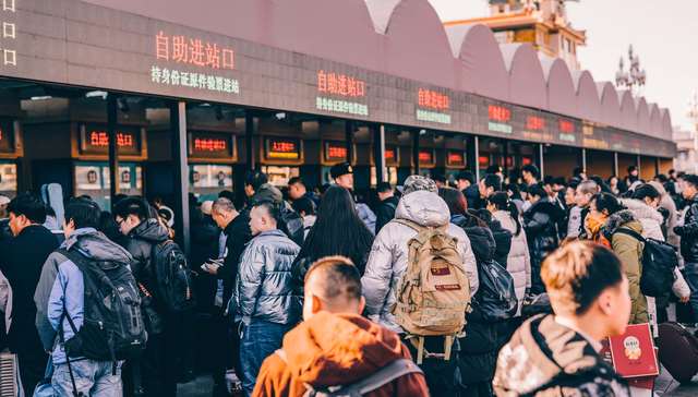 交通运输部门免收到达离开武汉的退票手续费