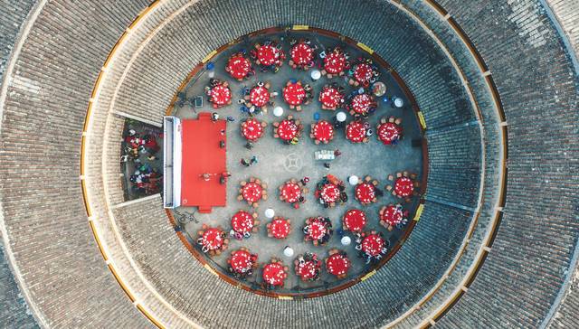 我们和7个有趣的年轻人聊了聊，今年的年夜饭准备吃什么