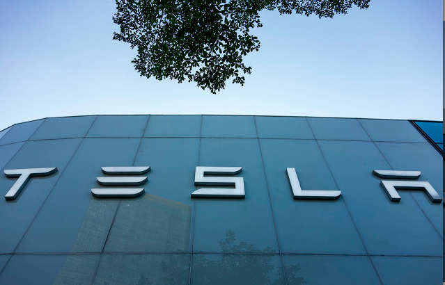 特斯拉市值破千亿，创美国上市汽车公司纪录