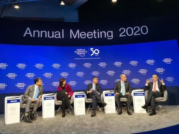 蒙牛,达沃斯,卢敏放