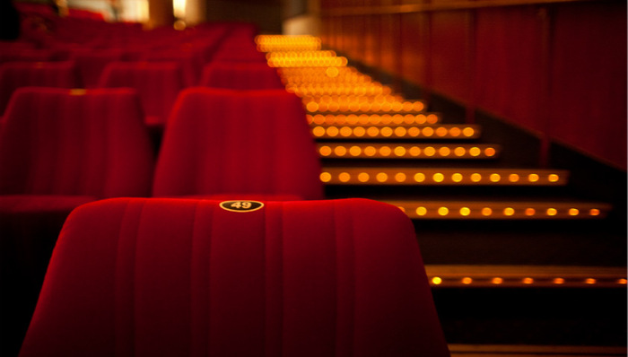 财说｜院线万达们倒在了这个春节档