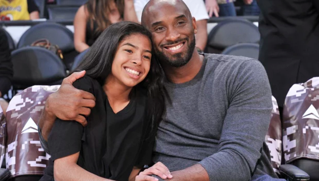 科比13岁的女儿吉安娜被确认在失事飞机上