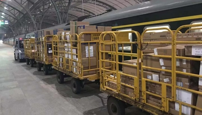 红会接收了大量物资为何医院还缺物资？ 武汉市政府回应