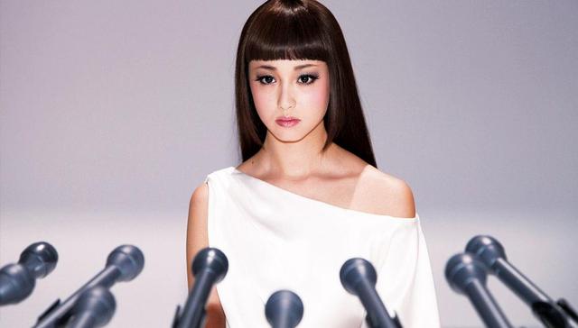 文娱早报 | 泽尻英龙华因持有合成毒品被判入狱1年6个月 央视元宵晚会首次取消观众设置