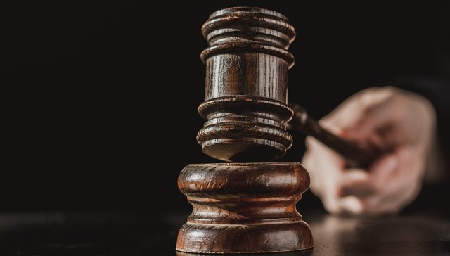 上海市人大表决通过，个人隐瞒疫情将列入征信黑名单