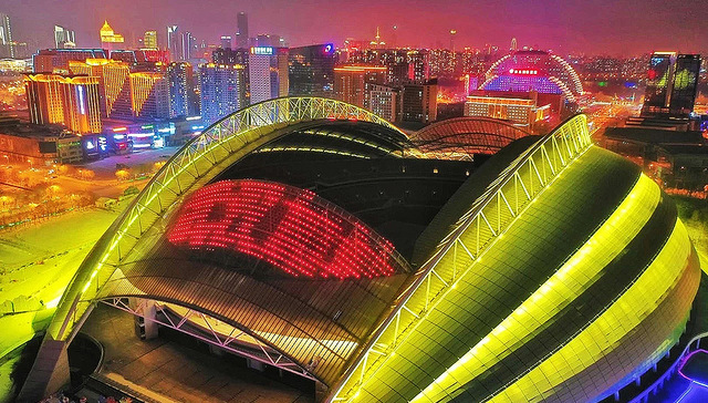 【图集】全国多处地标建筑元宵亮灯，为武汉加油！为中国加油！