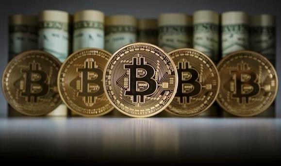 比特币价格突破1万美元关口，三个月后产量减半受关注