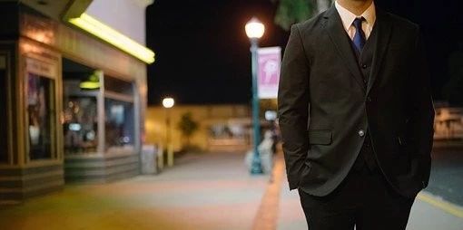 理财顾问，你的职业壁垒应该在哪里？