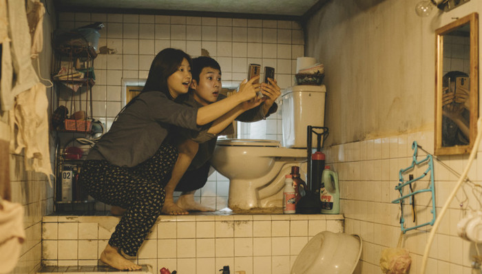 从韩国走向世界，奉俊昊凭什么成为奥斯卡最大赢家？