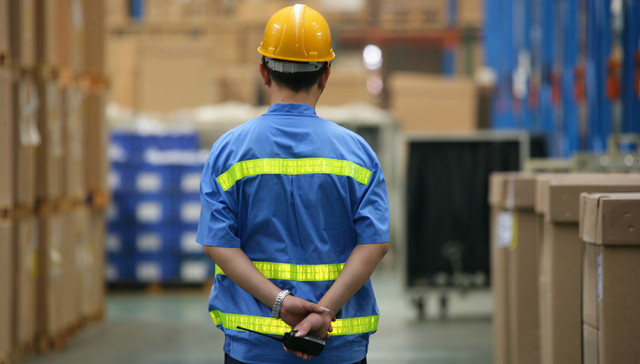 快递业全面复工背后：运力紧张，基层加盟网点承压