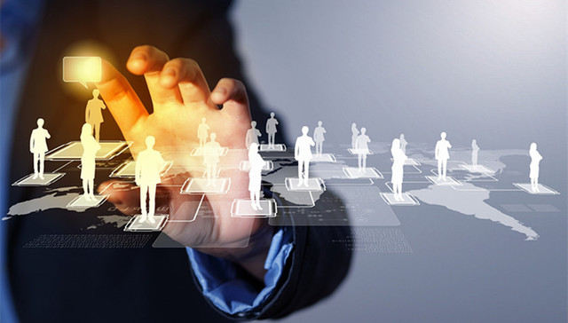 湖北社区工作者“抗疫”日常：工作用口罩紧缺，但要考虑送给居民丨疫中人⑥