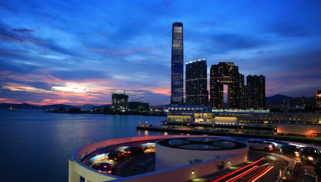 前所未有，香港海港城为商户减免一半租金