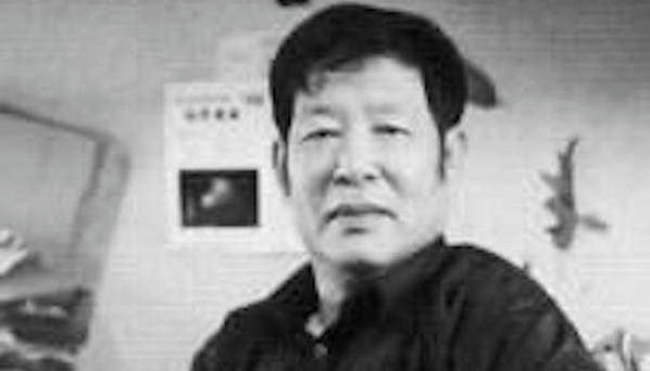 87岁翻译家戴骢去世，因疫情葬礼从简