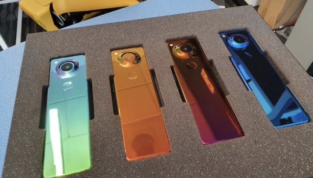 安卓之父手机创业失败，是败给任性，更是败给市场