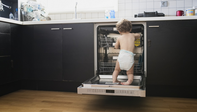 洗碗机、烘干机，年轻人宅家买的新玩意会成为未来家庭的必需吗？| 酷乐研究所