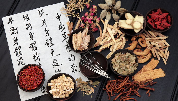 中医,专访,严肃对话,新冠肺炎,中医之争