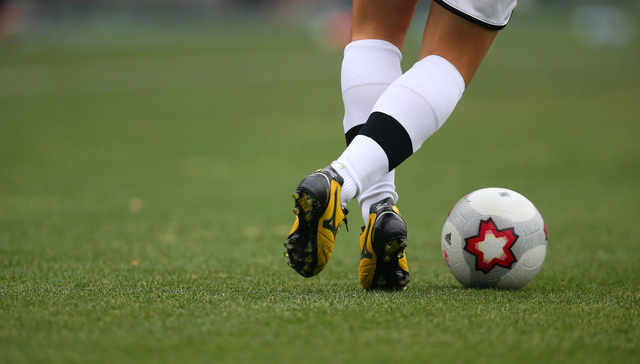 疫情之下日本联赛照常开幕，意甲联赛延期部分场次