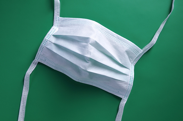 口罩,微商,电商,App,一罩难求,淘宝,药店,京东,渠道商,过年回家