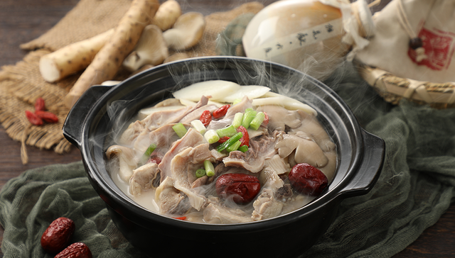 告别速冻饺子和泡面，不如自己借半成品菜当大厨