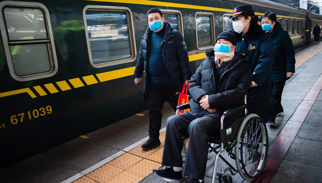 赛汉塔拉,画儿,铁将军,战士,新闻联播,车门扶手,隔离观察,大英雄,铁路,视频