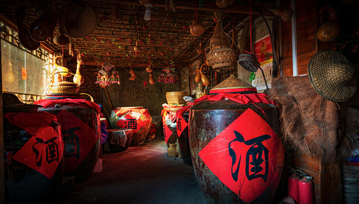 三分钟看财报｜营收净利双下滑，洋河股份开始为过去的快速扩张“还债”