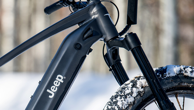 还记得那辆在超级碗广告中亮相的Jeep电动自行车吗？ 它的售价出来了