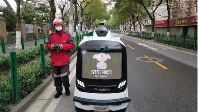 京东物流对京东营收贡献大幅增长，旗下加盟制网络“众邮快递”浮出水面