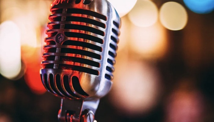 云蹦迪火了一个月，但音乐人和平台谁更受益？