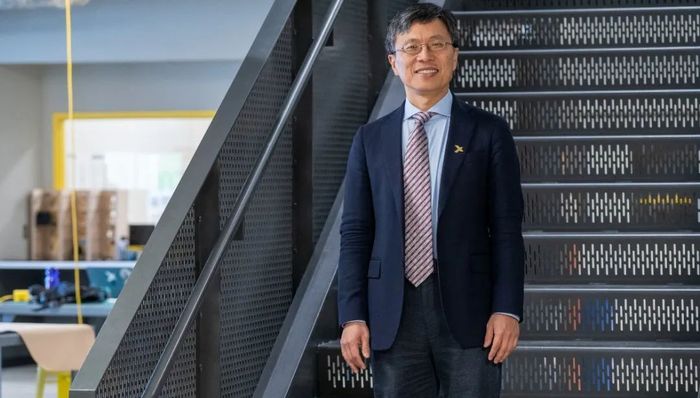 微软前执行副总裁沈向洋受聘清华大学，首堂课谈AI责任