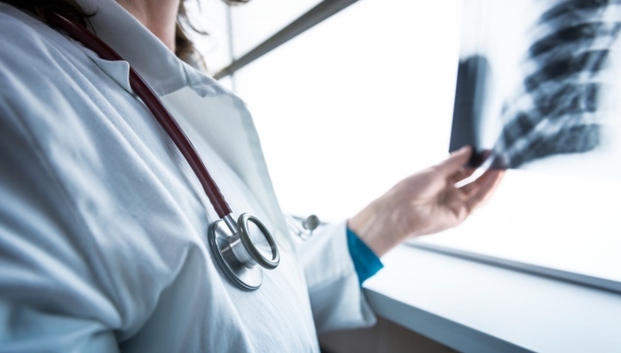 全国新增报告境外输入确诊病例16例，湖北除武汉外新增清零