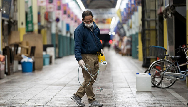 意大利征调20万医护投入重灾区，瑞士口罩被截法国确诊近千 | 国际疫情观察（3月8日）