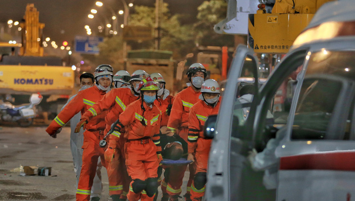 泉州酒店坍塌事故已致10死，尚有23人待搜救