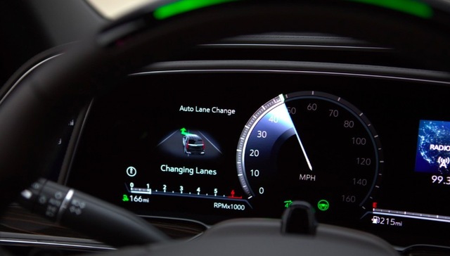 司机究竟应不应该信任自动驾驶系统？IIHS提出了一个悖论