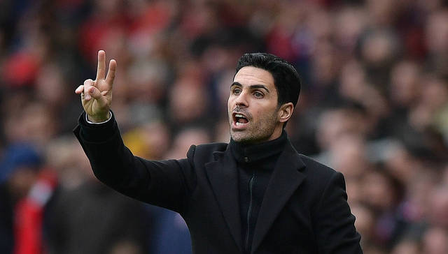 欧洲足坛深陷停摆危机：西甲意甲停赛，英超还在逞强