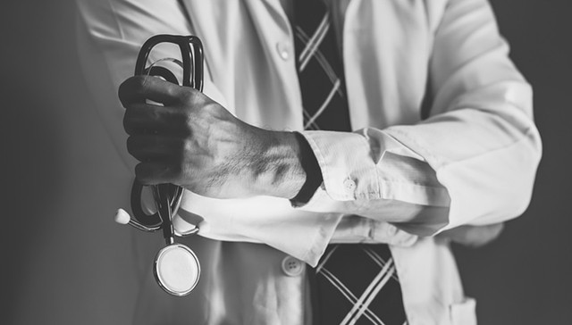 新冠肺炎重症病人救治难在哪？一线专家这么说