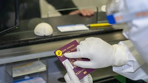 上海新增八国为重点防控国家，集中隔离住宿费餐费自理