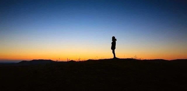 理财经理的职业素养，决定了他的客户