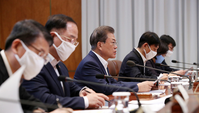 亚洲社会,新冠肺炎