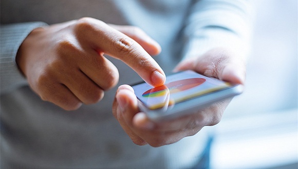 消费者报告｜杀熟、降速、乱扣费：运营商的服务为什么总是令人不满意