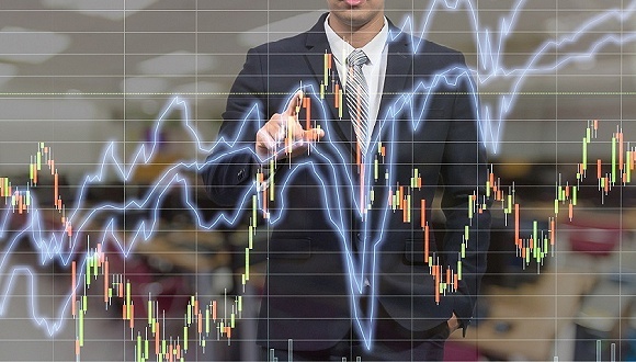 太保净利三年翻番今年股价却大跌30%，管理层直言股价超跌严重背离基本面