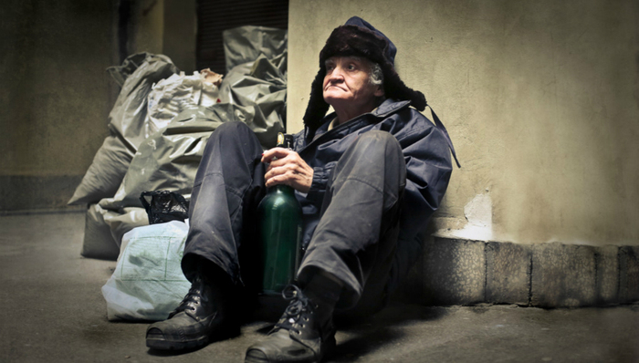 直通部委 | 11部门：加强流浪乞讨人员救助 中疾控：3道防线抵御境外输入风险