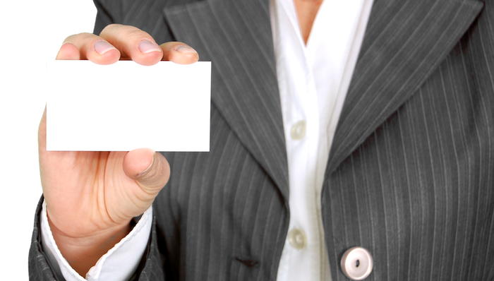 消费者报告 | 外卖骑手资质乱象：20元造假健康证，多平台顺利通过