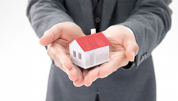 保利物业交首份成绩单，去年营收提升四成