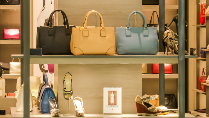 新型冠状病毒肺炎,疫情防控,奢侈品,消费趋势,免税店,销售额