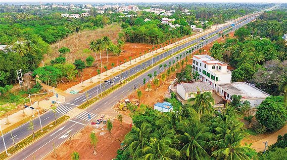 海口东寨港大道全线通车，连接江东大道和美兰机场