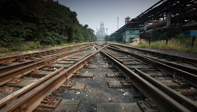 郴州T179列车侧翻：约五百名村民自发救援，10名乘客被救出