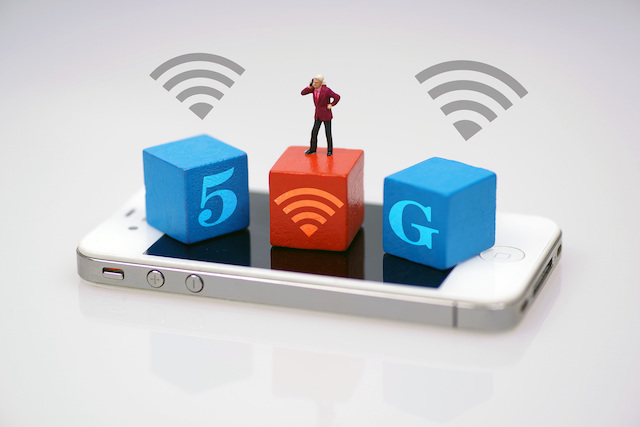 快看｜中国移动5G基站集采开标，华为获得超过一半份额