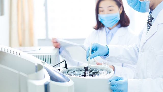 无症状感染者防控难点在哪儿？